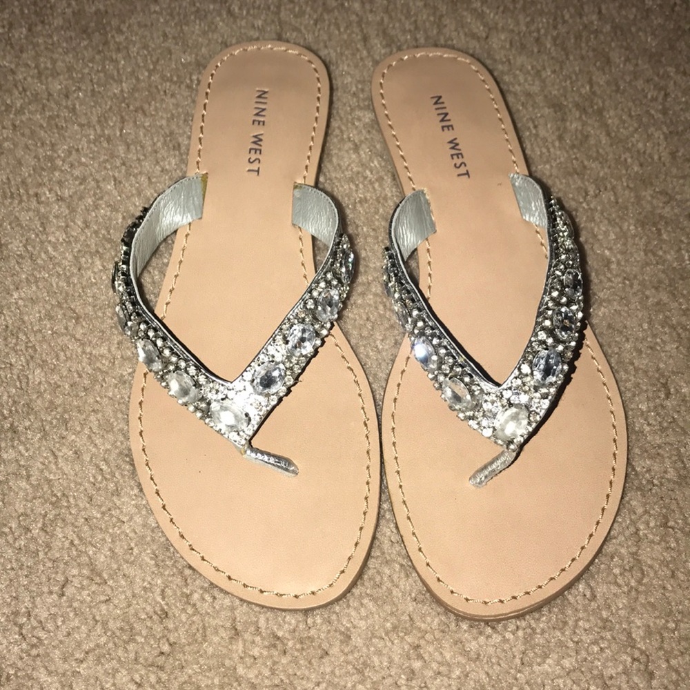 New Nine West sandals